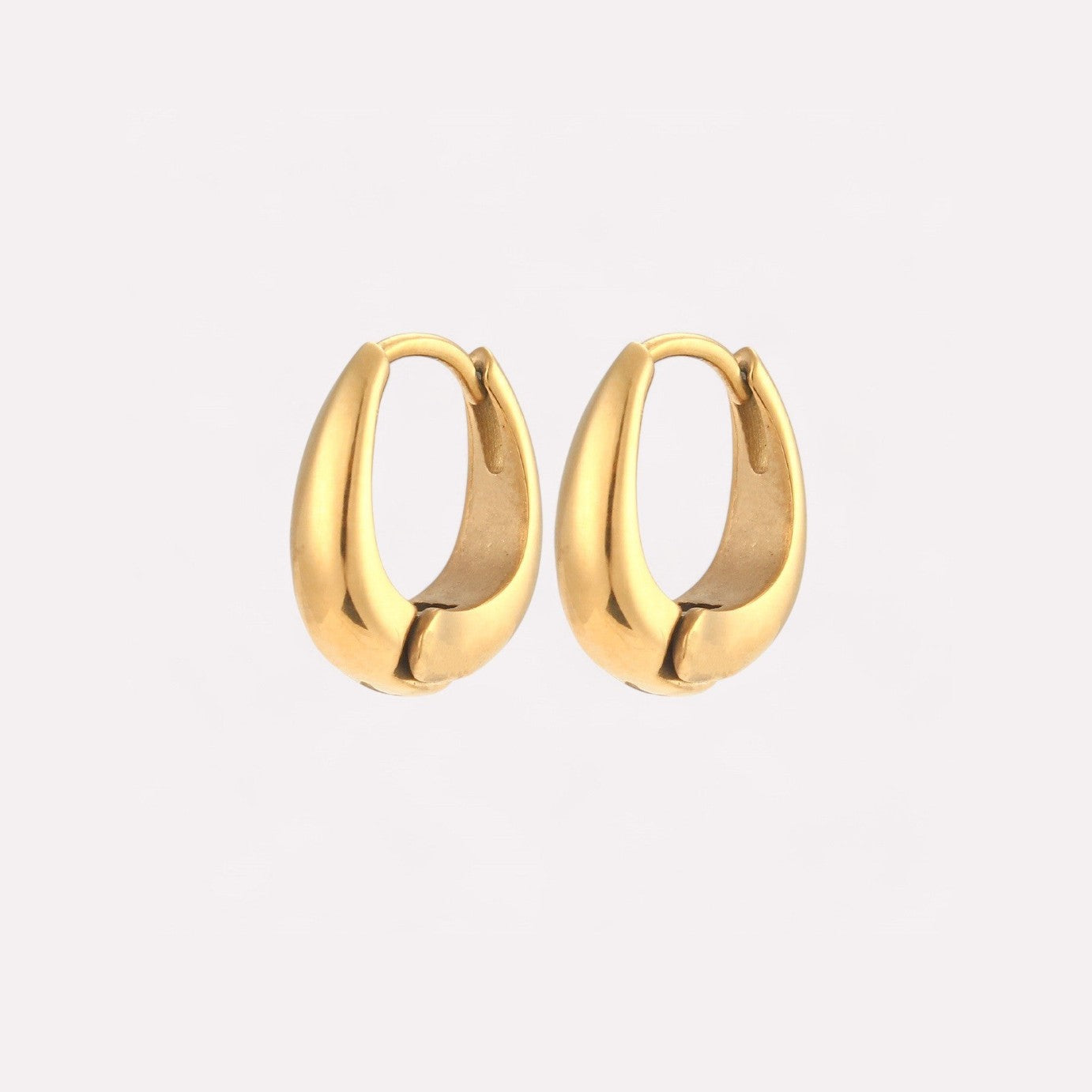 Daphne Chic Hoops