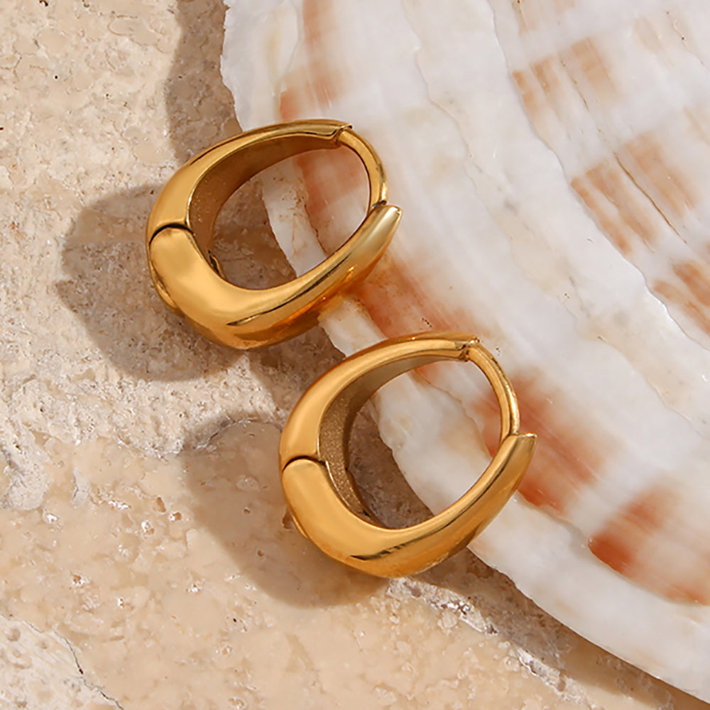 Daphne Chic Hoops