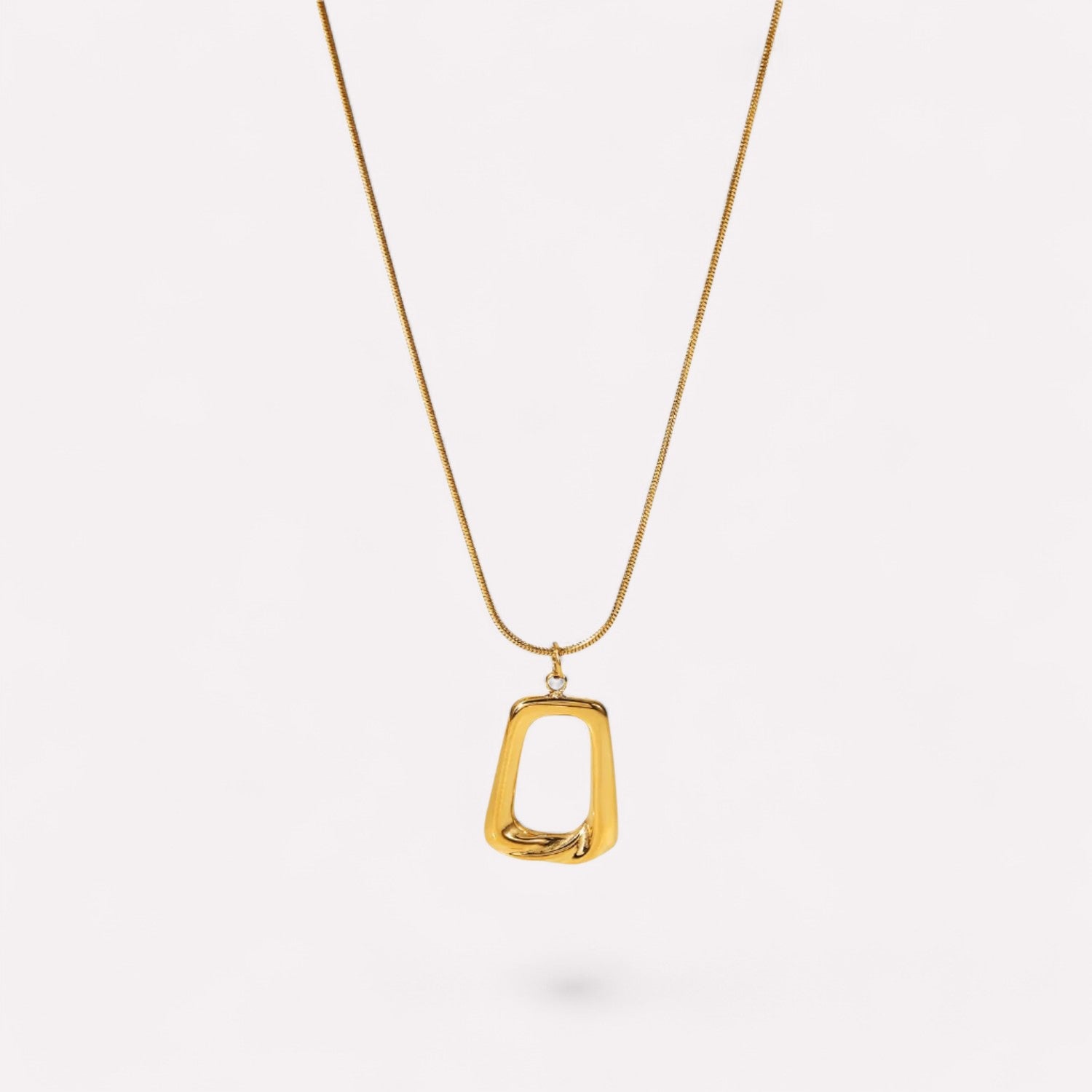 Ameline Luxe Arc Necklace