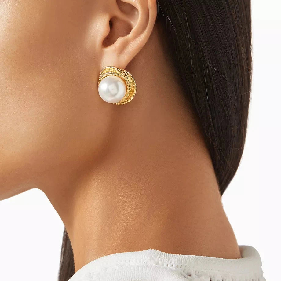 Chloe Vintage Halo Earrings