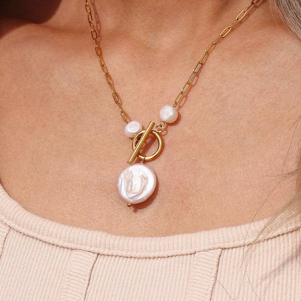 Fiona Pearl Essence Necklace