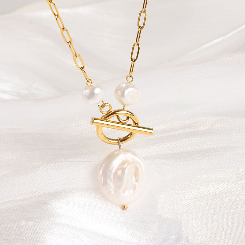 Fiona Pearl Essence Necklace